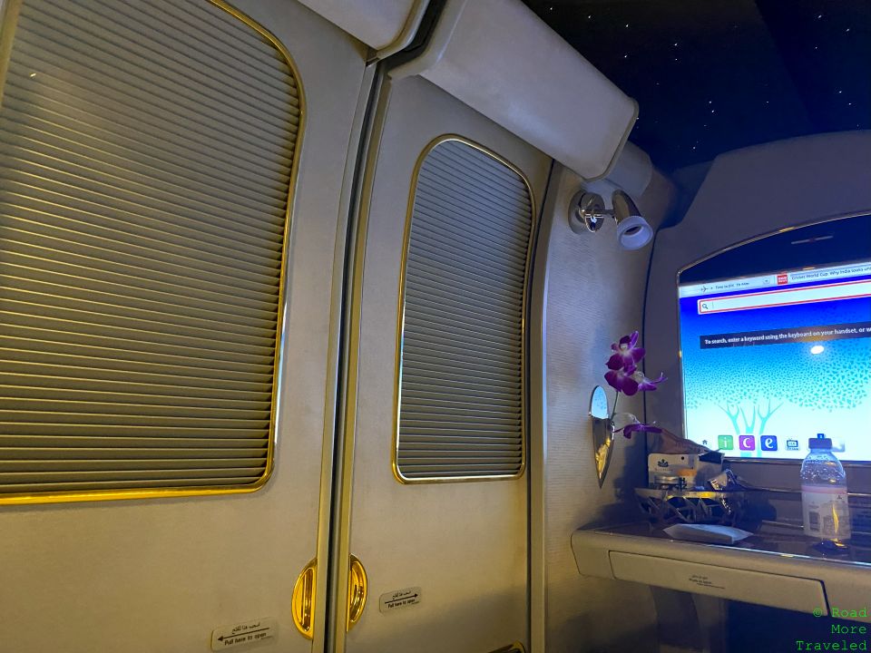 EK F suite walls in bed mode