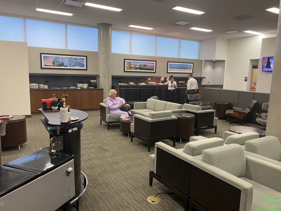 International Club Lounge Tampa main seating