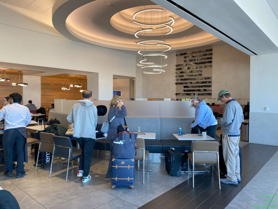 DFW Flagship Lounge large dining booth