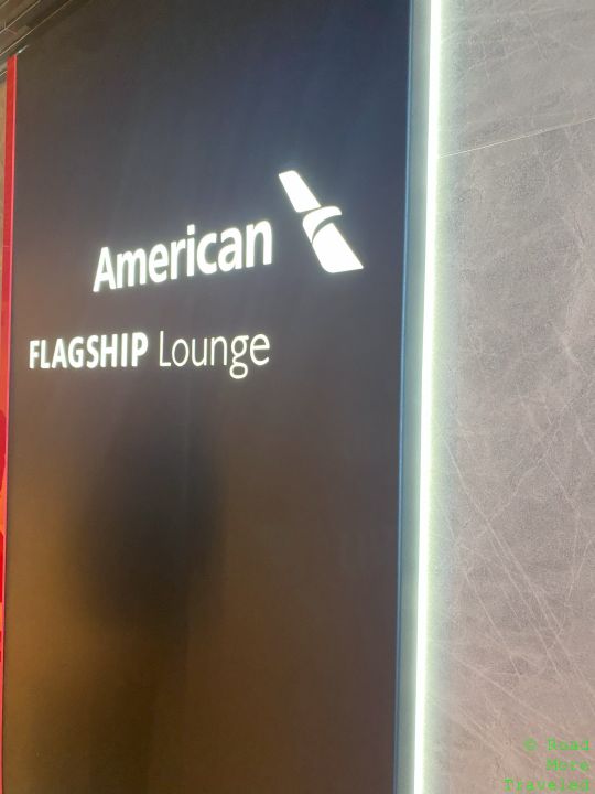 American Flagship Lounge DFW entrance