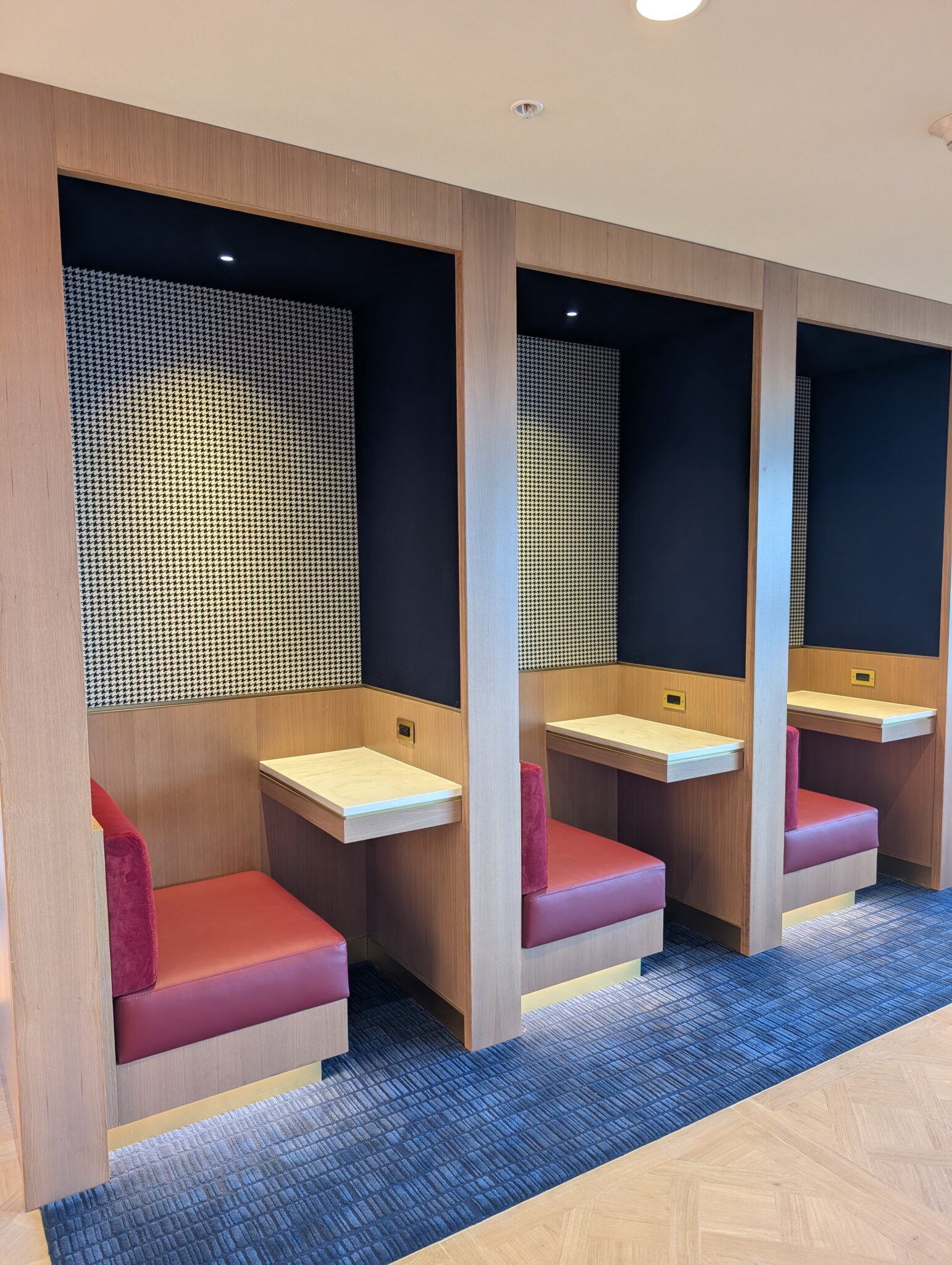 a row of chairs in a room