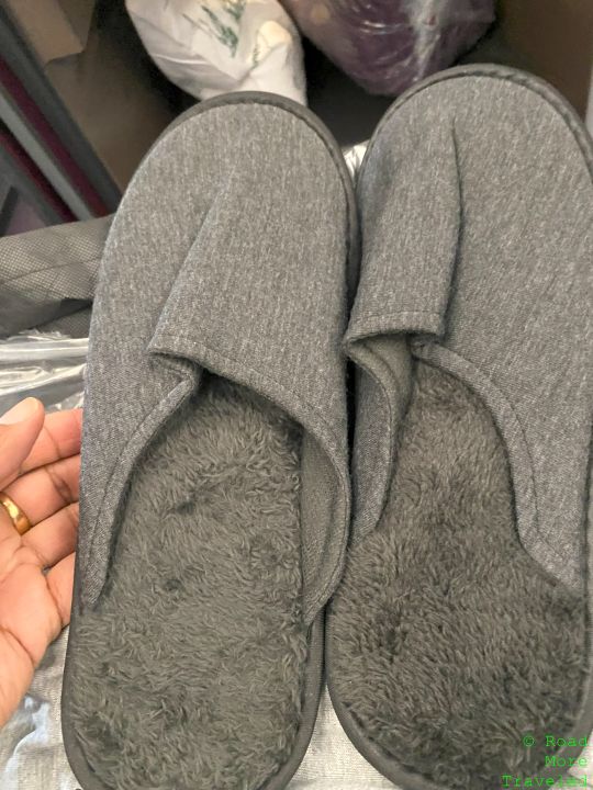 QR QSuites slippers