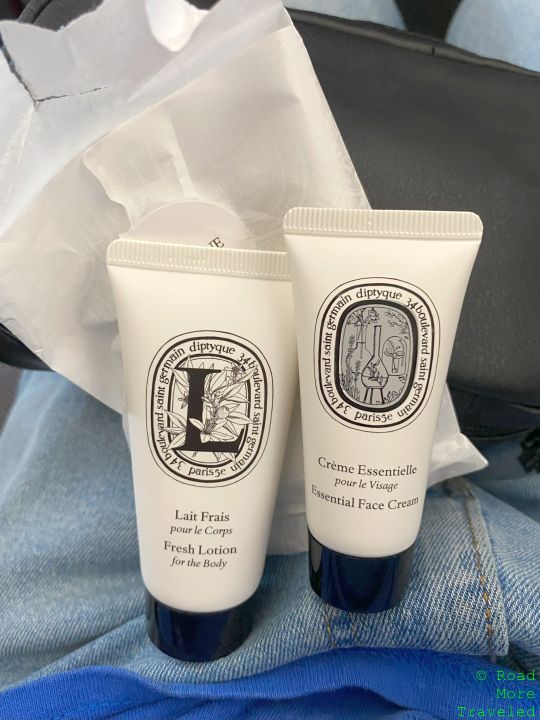 QR QSuites amenity kit contents