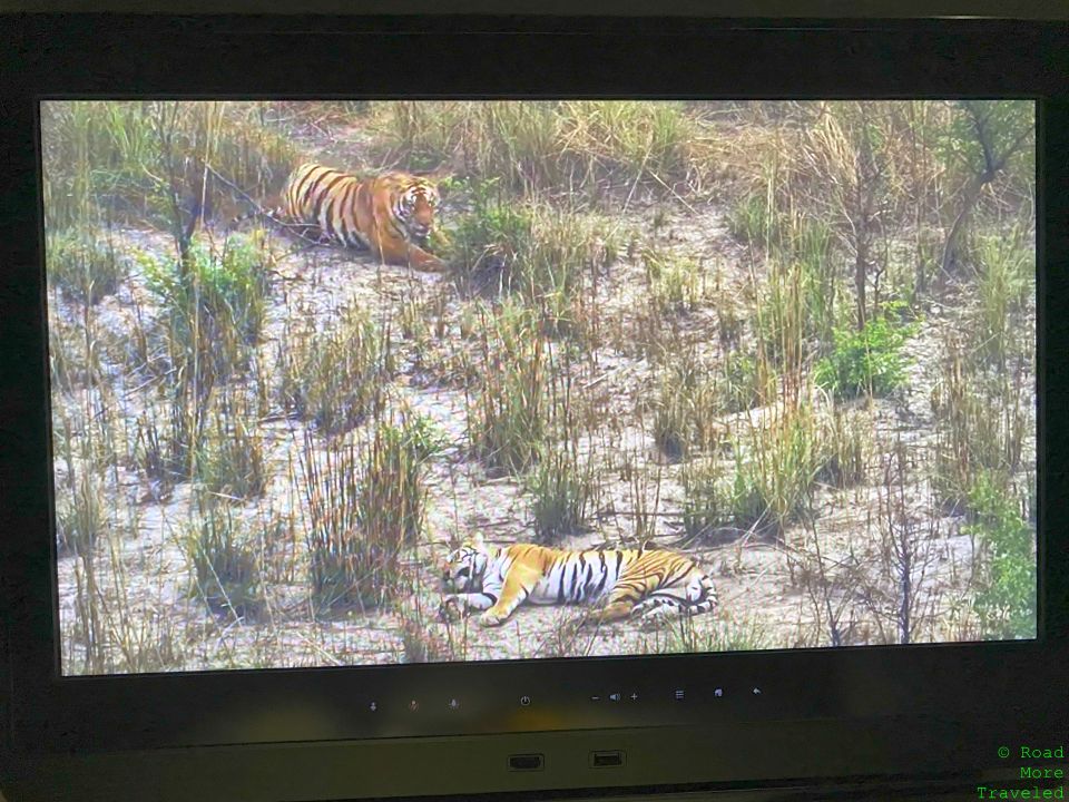 QR A35K QSuites screen resolution