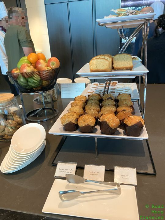 QR Al Mourjan Garden Lounge fruit and muffins