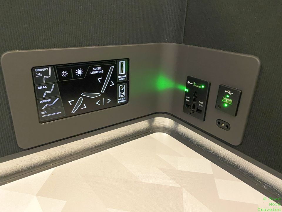 Delta One Suites A330-900neo in-seat power