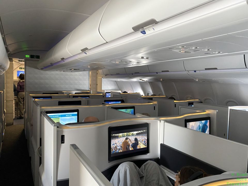 Delta One Suites A330-900neo center cabin finishes