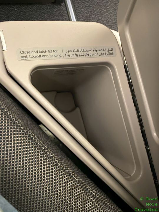 QR B787-9 small storage cubby