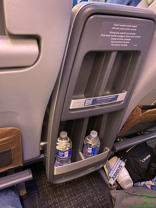 American A321XLR Premium Economy between seat storage