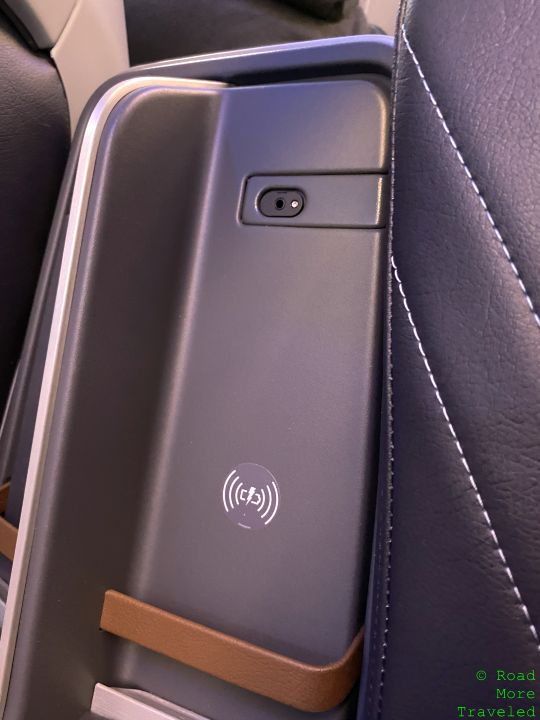 American A321XLR Premium Economy charging pad