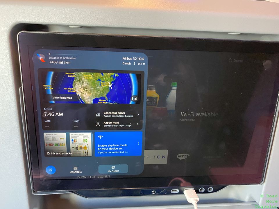 AA A321XLR picture-in-picture
