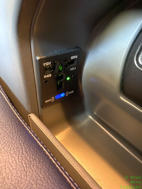 American A321XLR Premium Economy power port