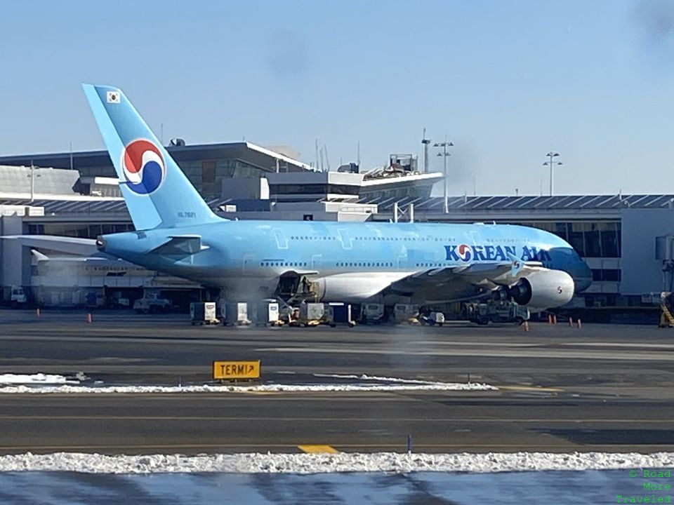 KE A380 at JFK