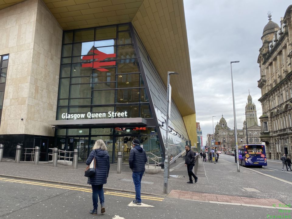 Glasgow Queen Street train station