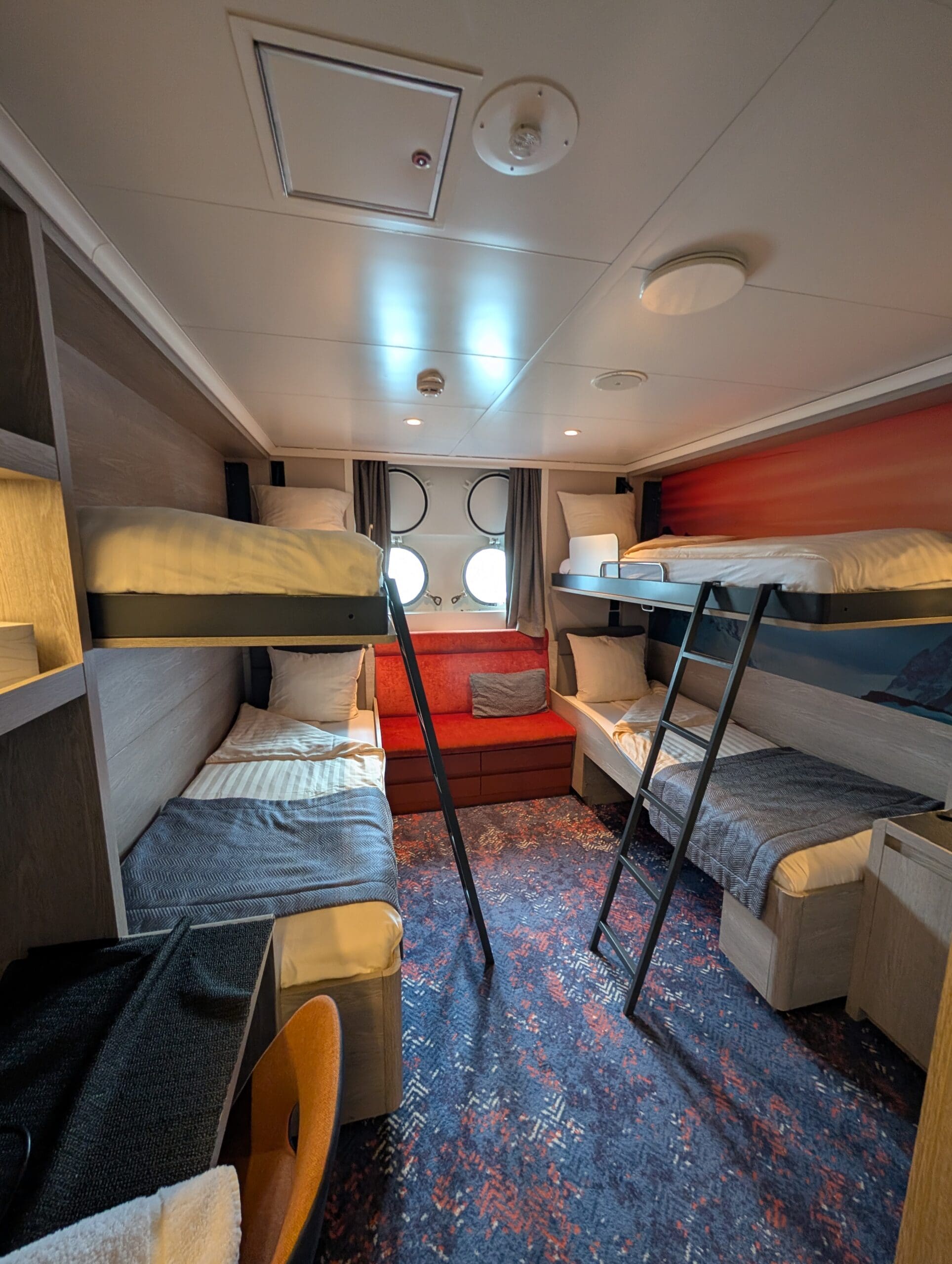 Oceanwide Quad room - Hondiuos