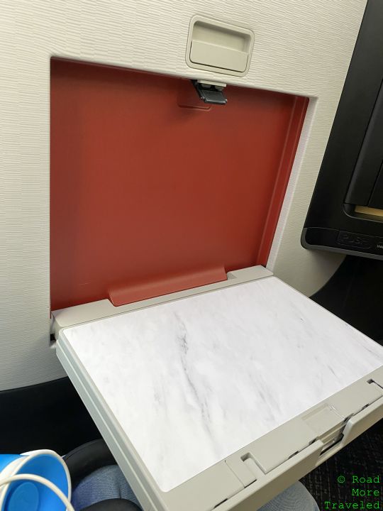American A321XLR Business Class tray table
