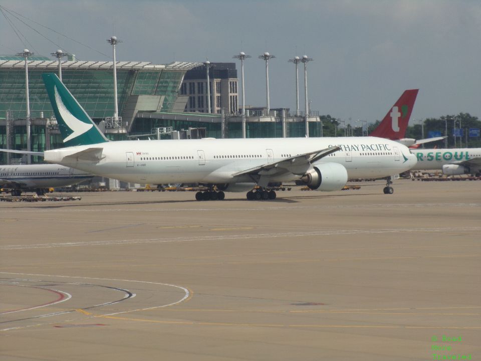CX 77W at ICN