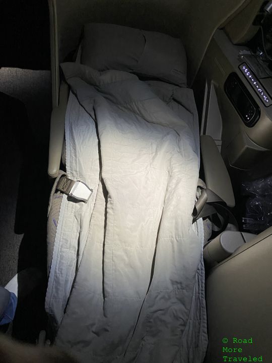 Asiana Airlines A380 Business Class flat bed